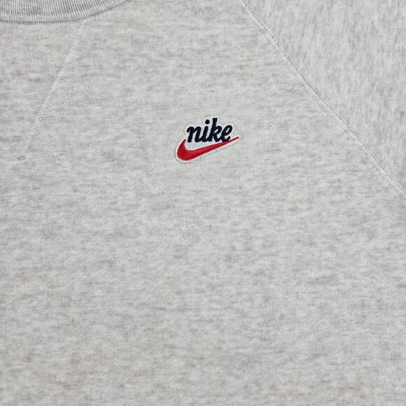 Nike Sportswear Heritage Crew Neck Long Sleeve Sweatshirt in Gray Men's Size XL - Picture 2 of 8